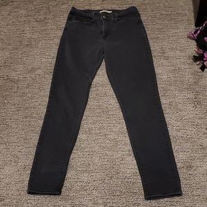 Levi's 721 High Rise Skinny Jeans